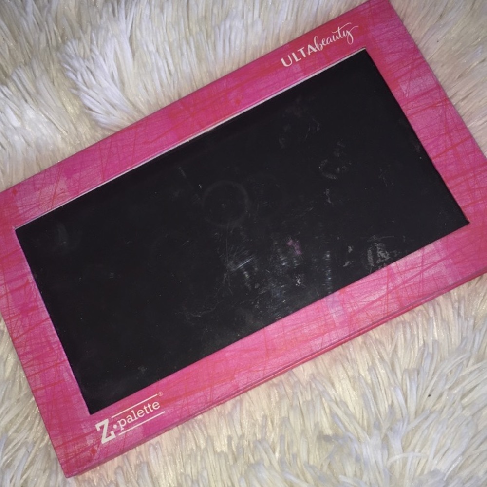 Ulta Beauty Large Z-Palette